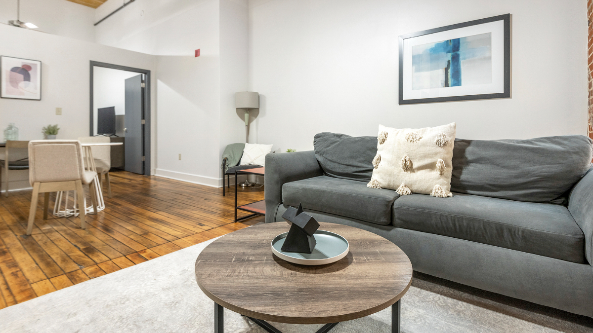 Landing Furnished Apartment at Six Cord - 621