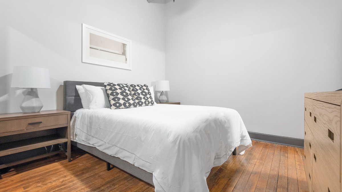 Landing Furnished Apartment at Six Cord - 318