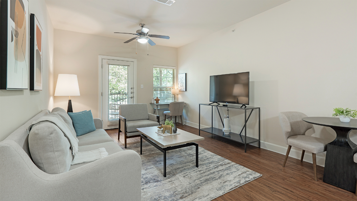 Landing Furnished Apartment at Mission Hill - 1127