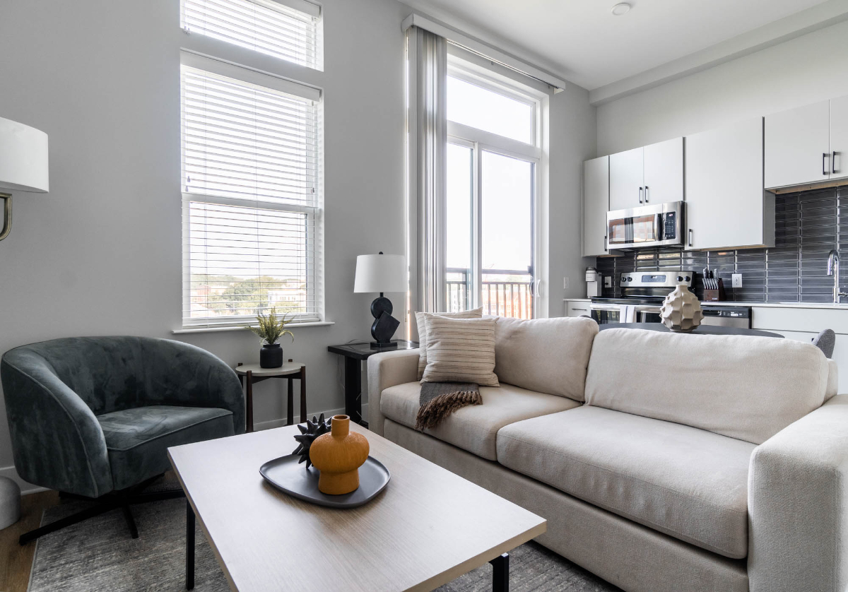 Landing Furnished Apartment at Foster on the Park - 623