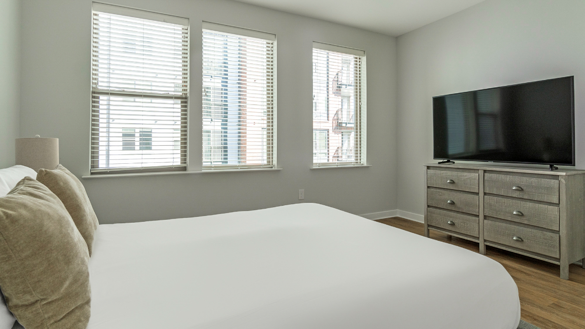 Landing Furnished Apartment at Foster on the Park - 318 - Photo 12