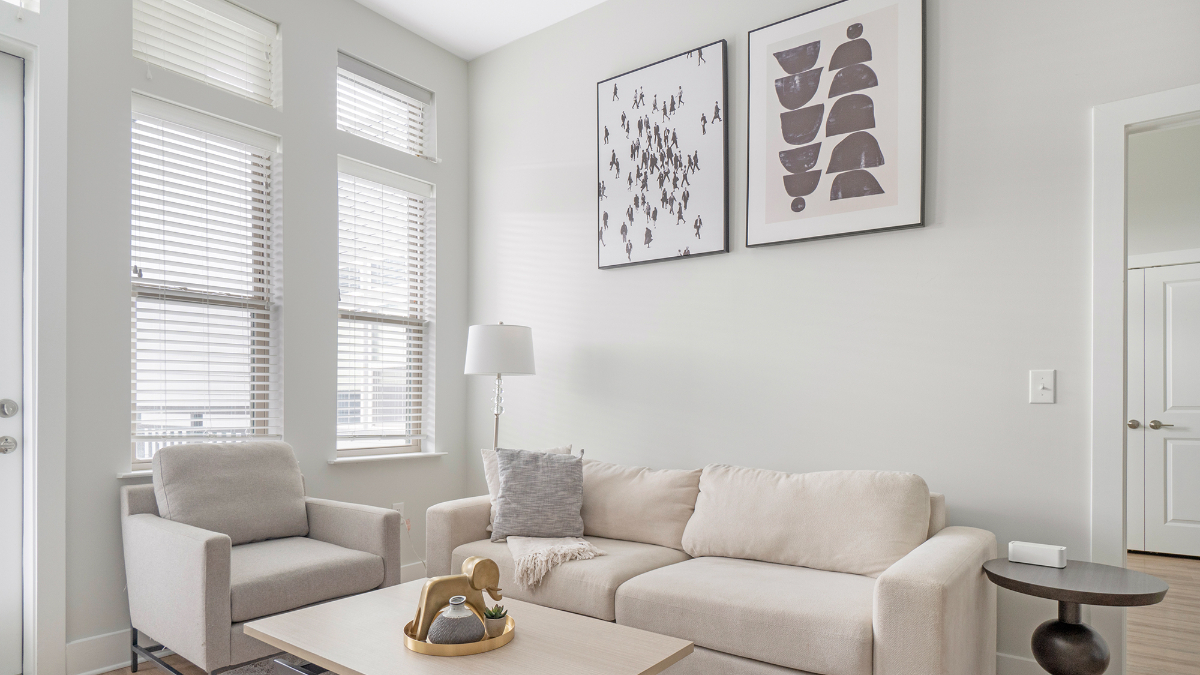 Landing Furnished Apartment at Foster on the Park - 628
