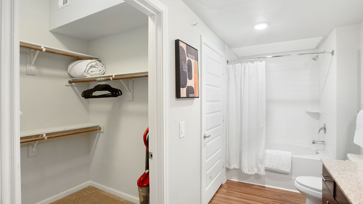 Landing Furnished Apartment at Bridge at Southpark Meadows - 622 - Photo 11