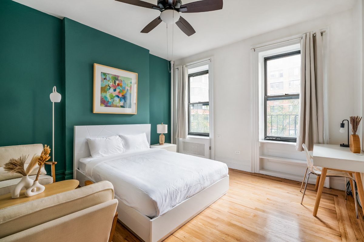 Trendy and Modern Studio on the Upper East Side in Manhattan - Photo 1