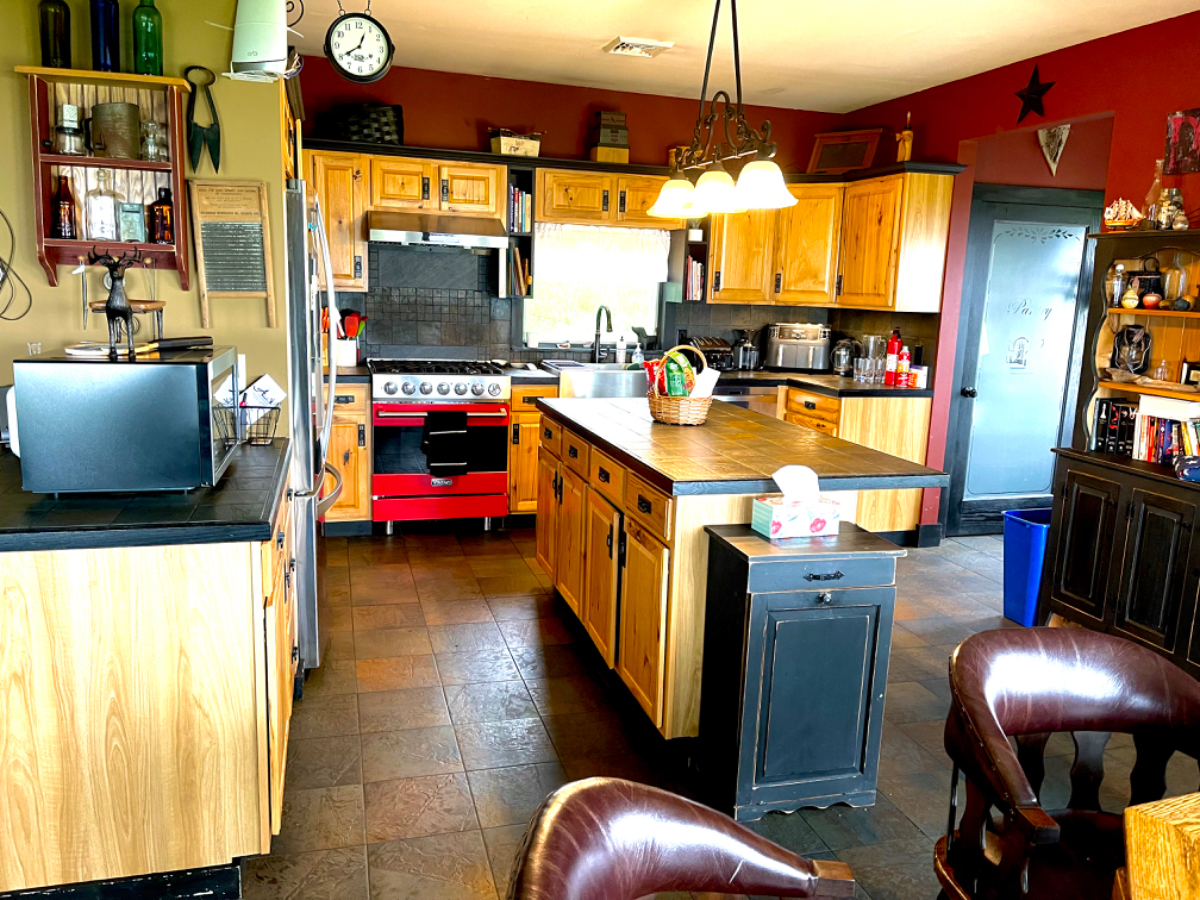 Lakefront luxury - Photo 4