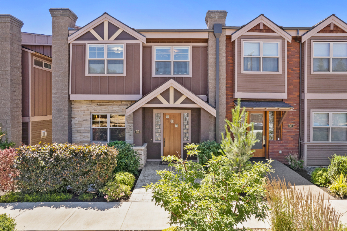 An Urban Oasis 3 BR Immaculate Townhouse Steps to Deschutes River - Photo 1