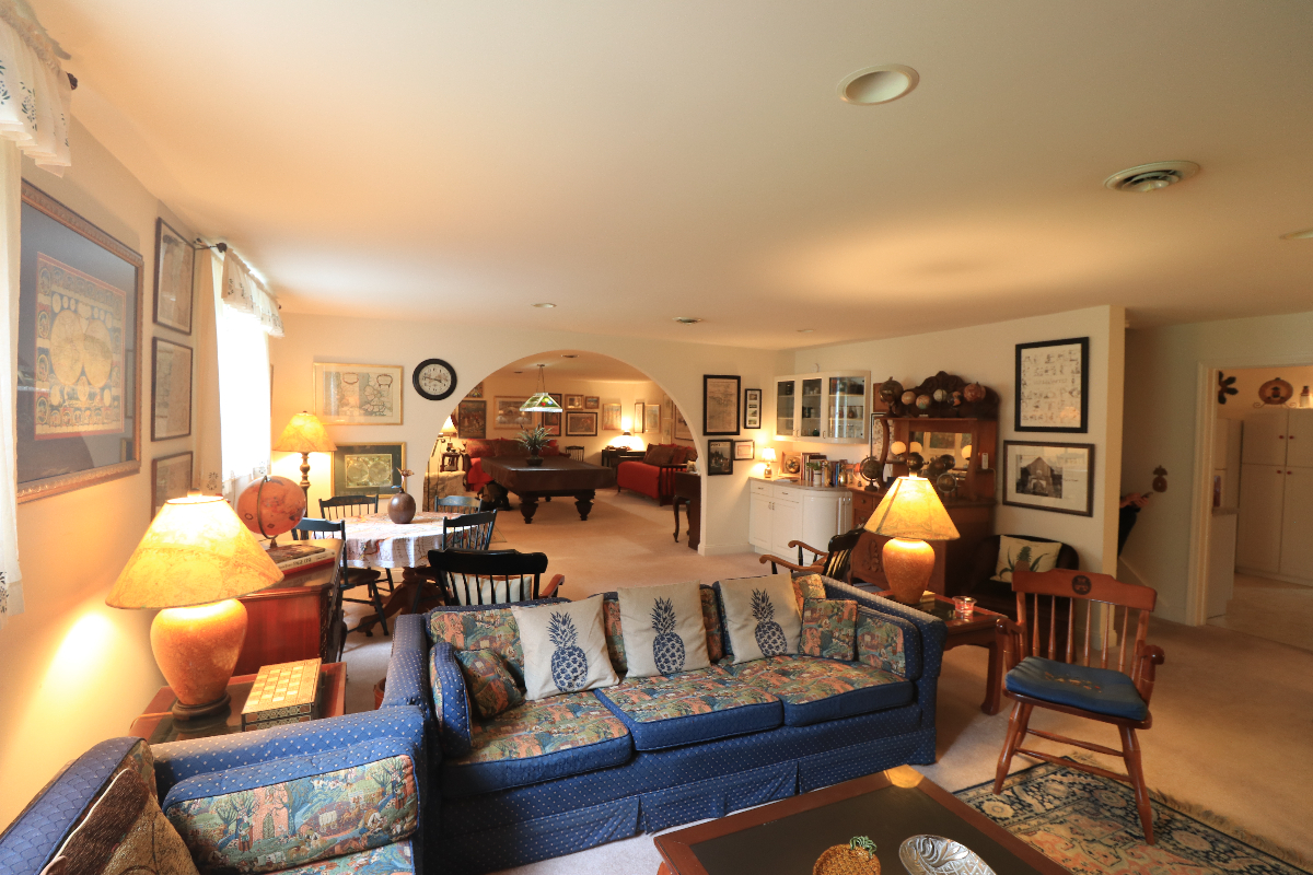 Burlington area private apartment - Photo 3