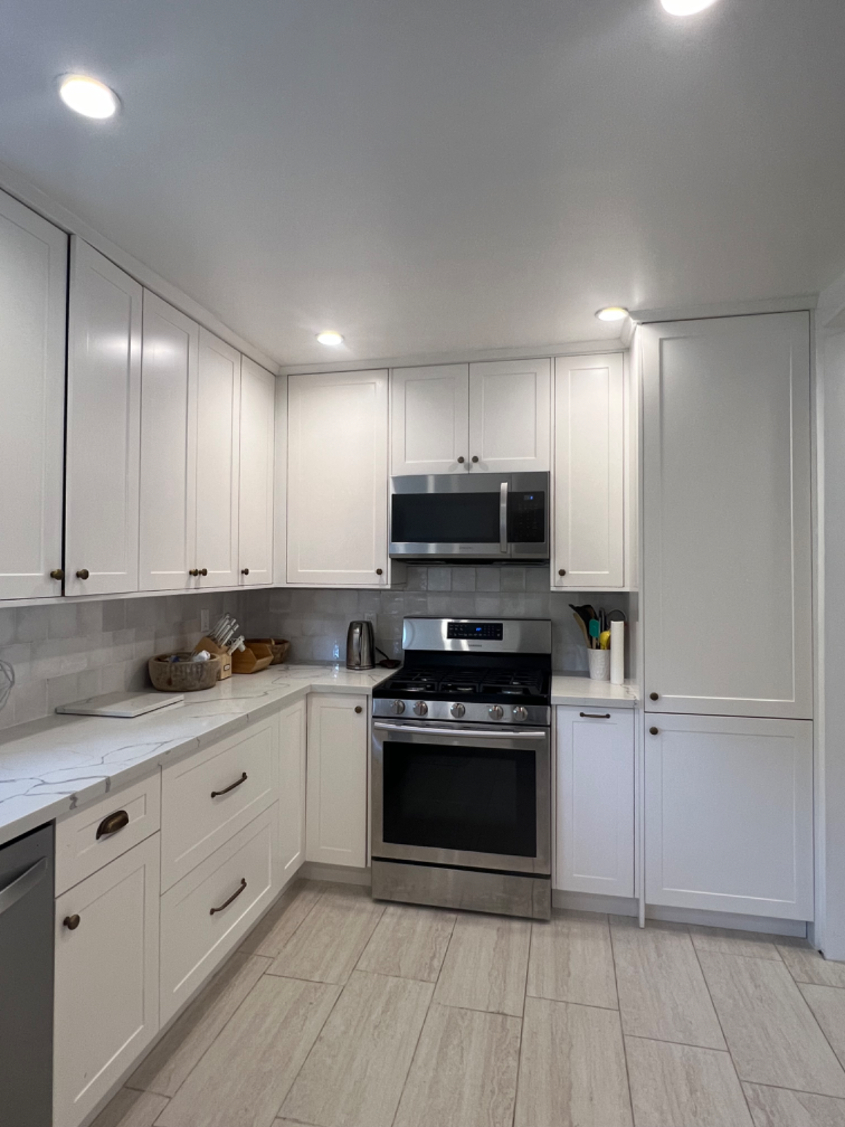 Gorgeous/Renovated 2 Bd/2bath House- Big Updated Yard - Photo 6