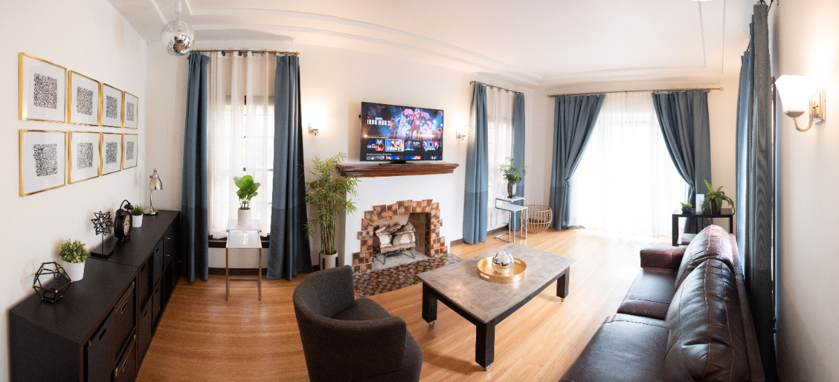 Soo Casa - SoFi Stadium Retreat with Workspace and Blackout Curtains - Photo 3