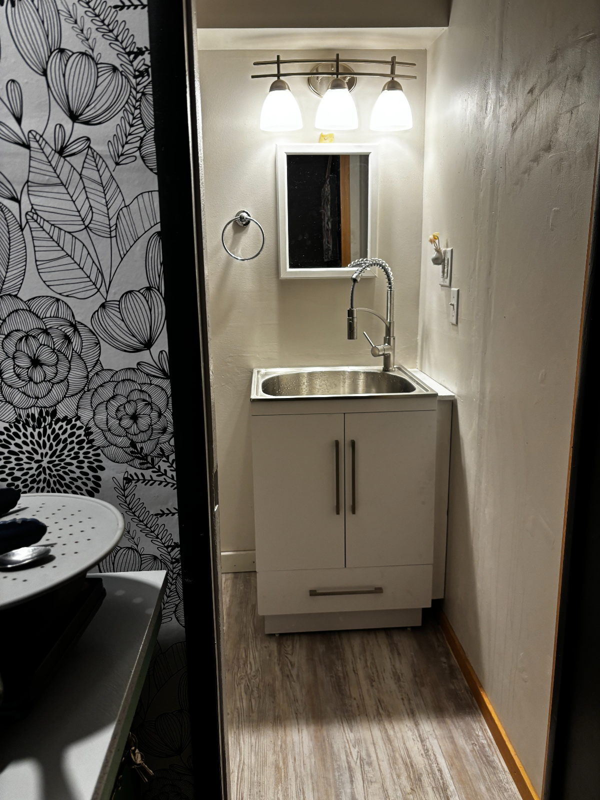 Cute Studio near St. Charles Medical Center - Photo 4