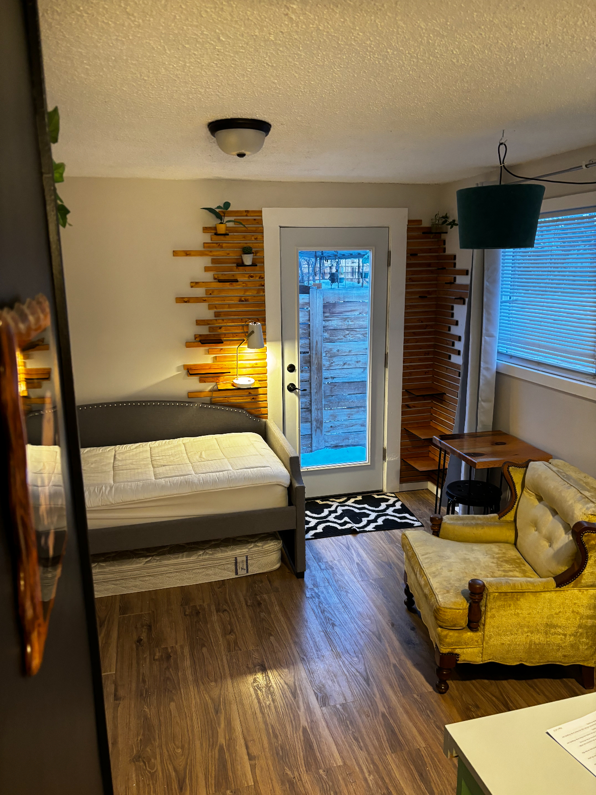 Cute Studio near St. Charles Medical Center - Photo 6