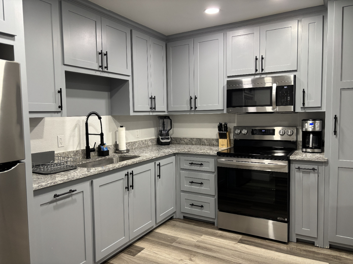 MEDICAL DISTRICT- Entire Home, 1 bed / 1 bath - Photo 3