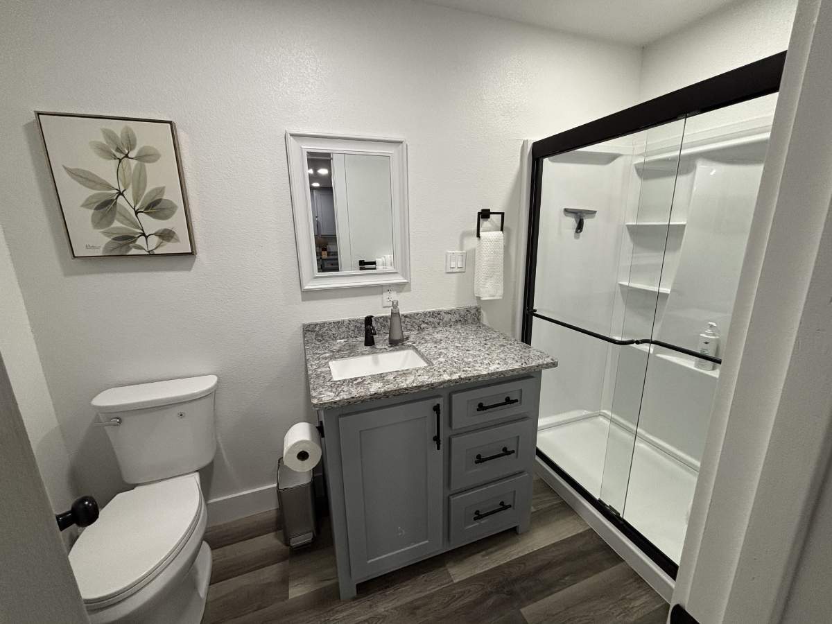 MEDICAL DISTRICT- Entire Home, 1 bed / 1 bath - Photo 7