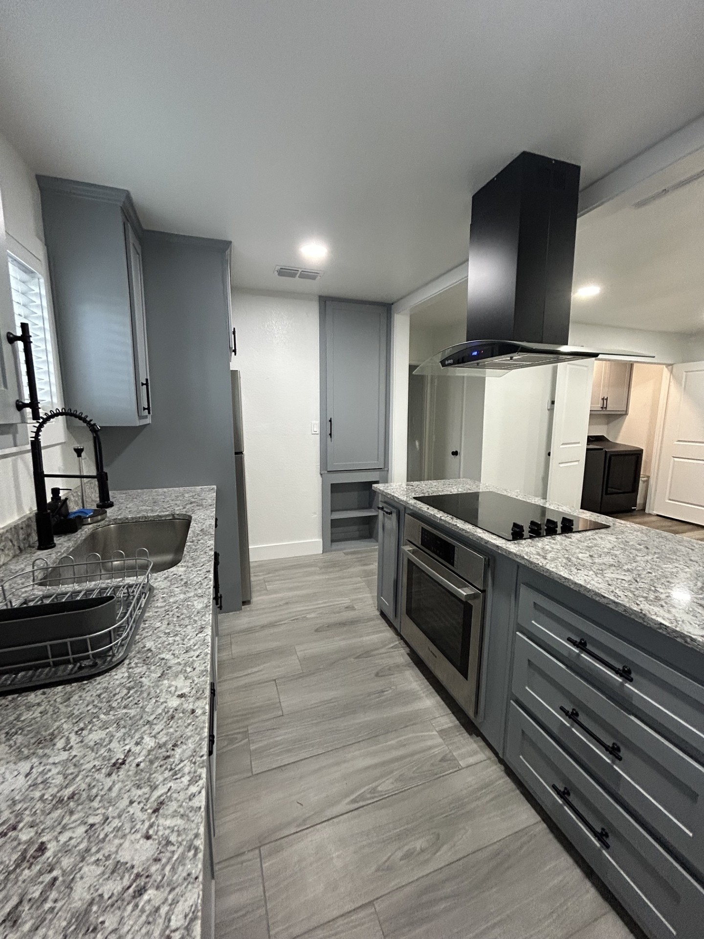 MEDICAL DISTRICT- Entire Home, 1 bed / 1 bath - Photo 12