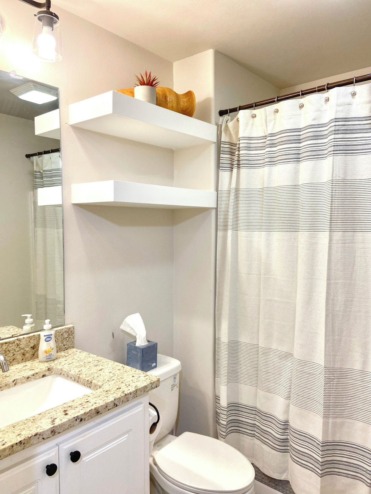 Cozy New Construction 2 Bedroom Townhome Near Texas Tech and Hospitals - Photo 7
