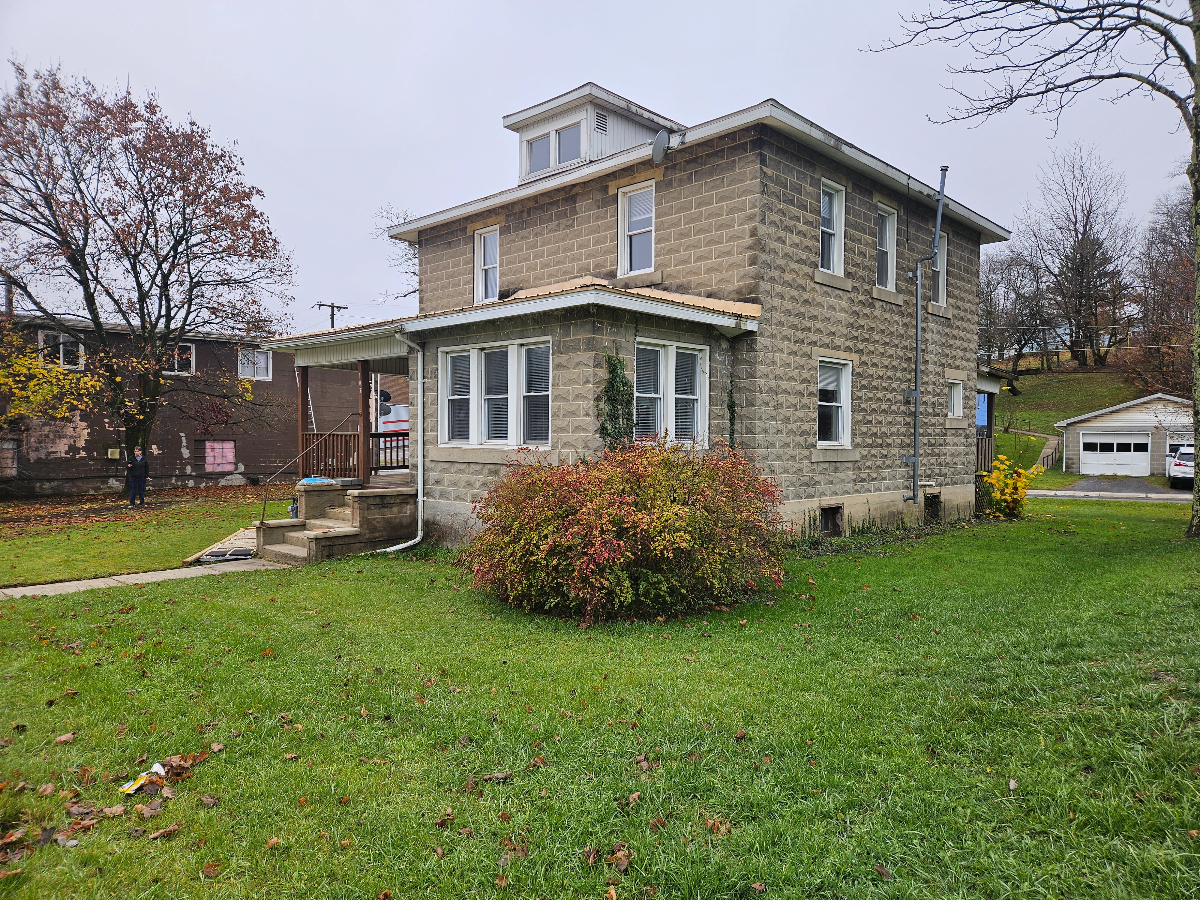Hilltopper Haven - Photo 2