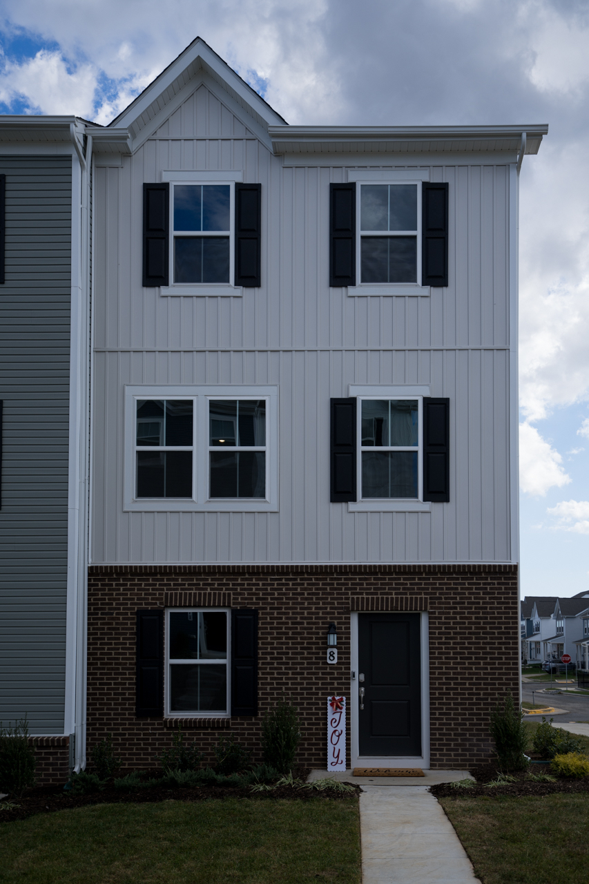 BrookField Mews Retreat- 9 miles from Harper's Ferry - Photo 1