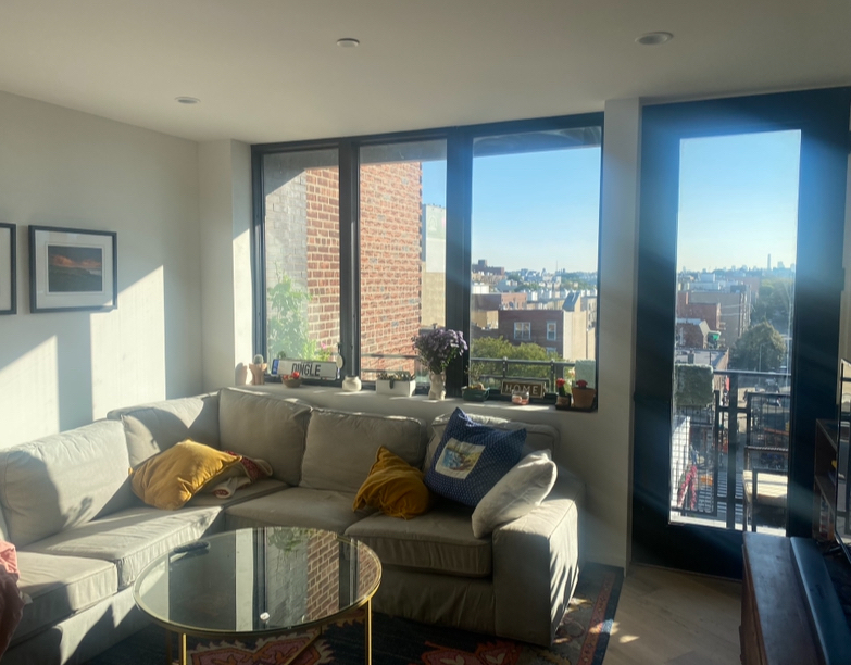 Modern 1 Bedroom Apt in the heart of Astoria NYC - Photo 4