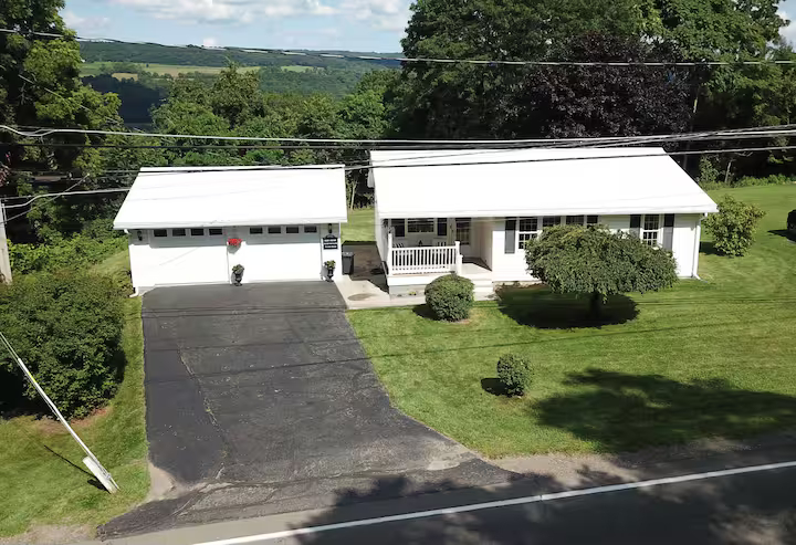 The Glen House - Photo 1