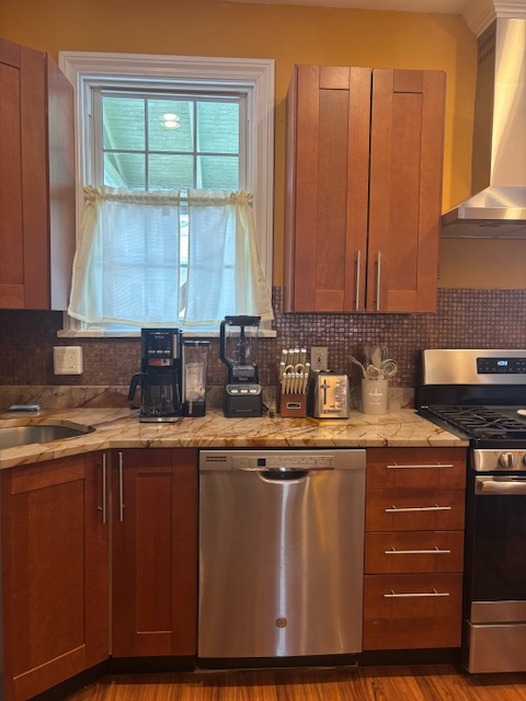 2BR NW DC W/Designated Working Space & Parking - Photo 12