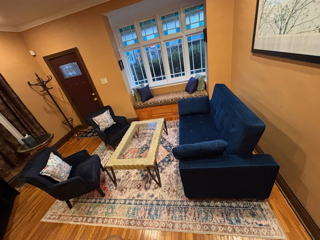 2BR NW DC W/Designated Working Space & Parking - Photo 3