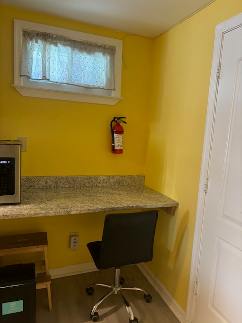 2BR NW DC W/Designated Working Space & Parking - Photo 5