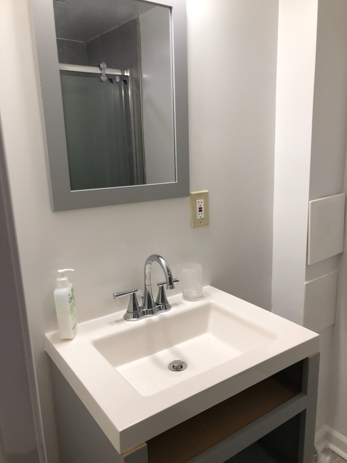 2BR NW DC W/Designated Working Space & Parking - Photo 8
