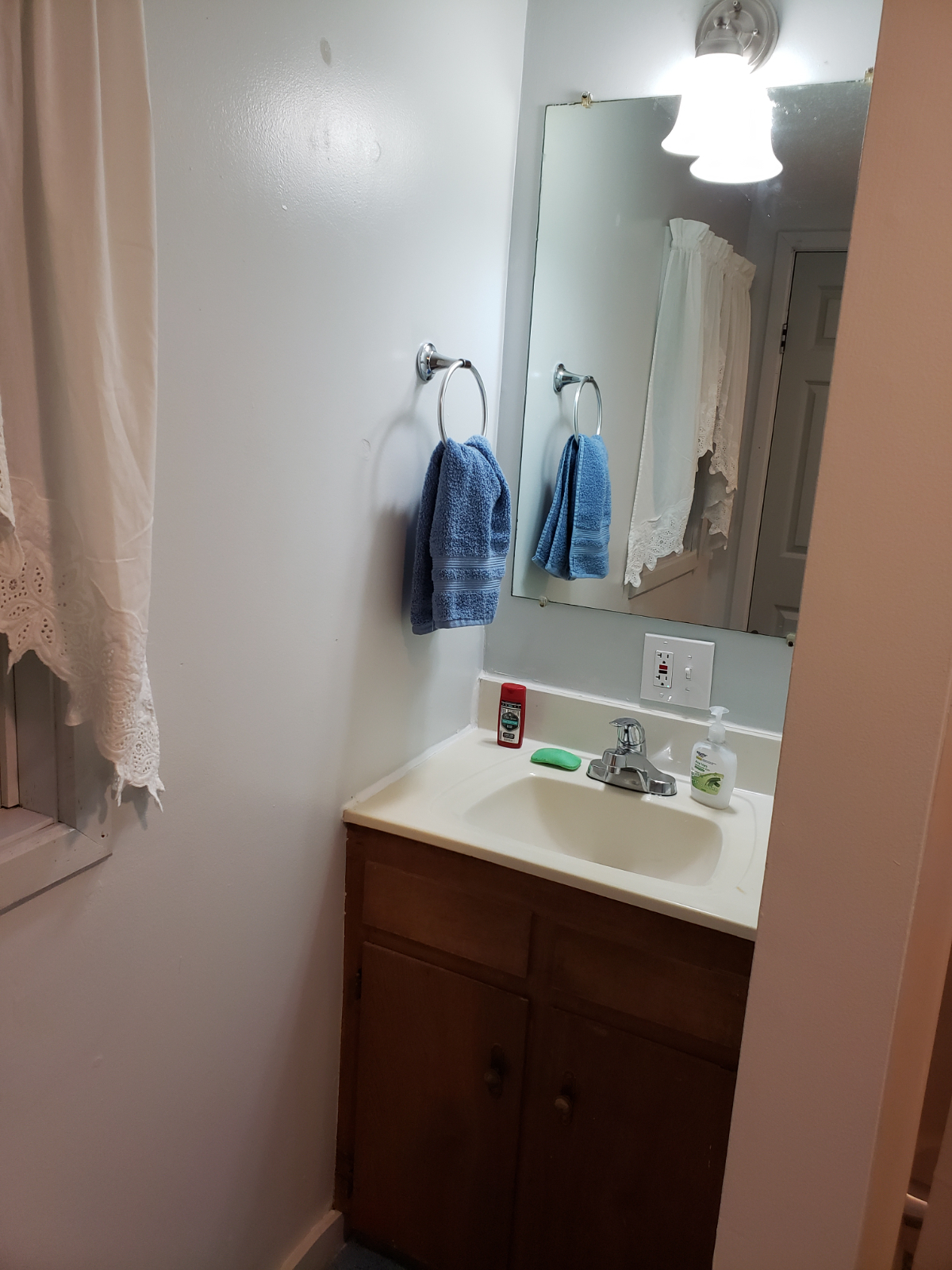 The Hayloft Hideaway - Photo 9