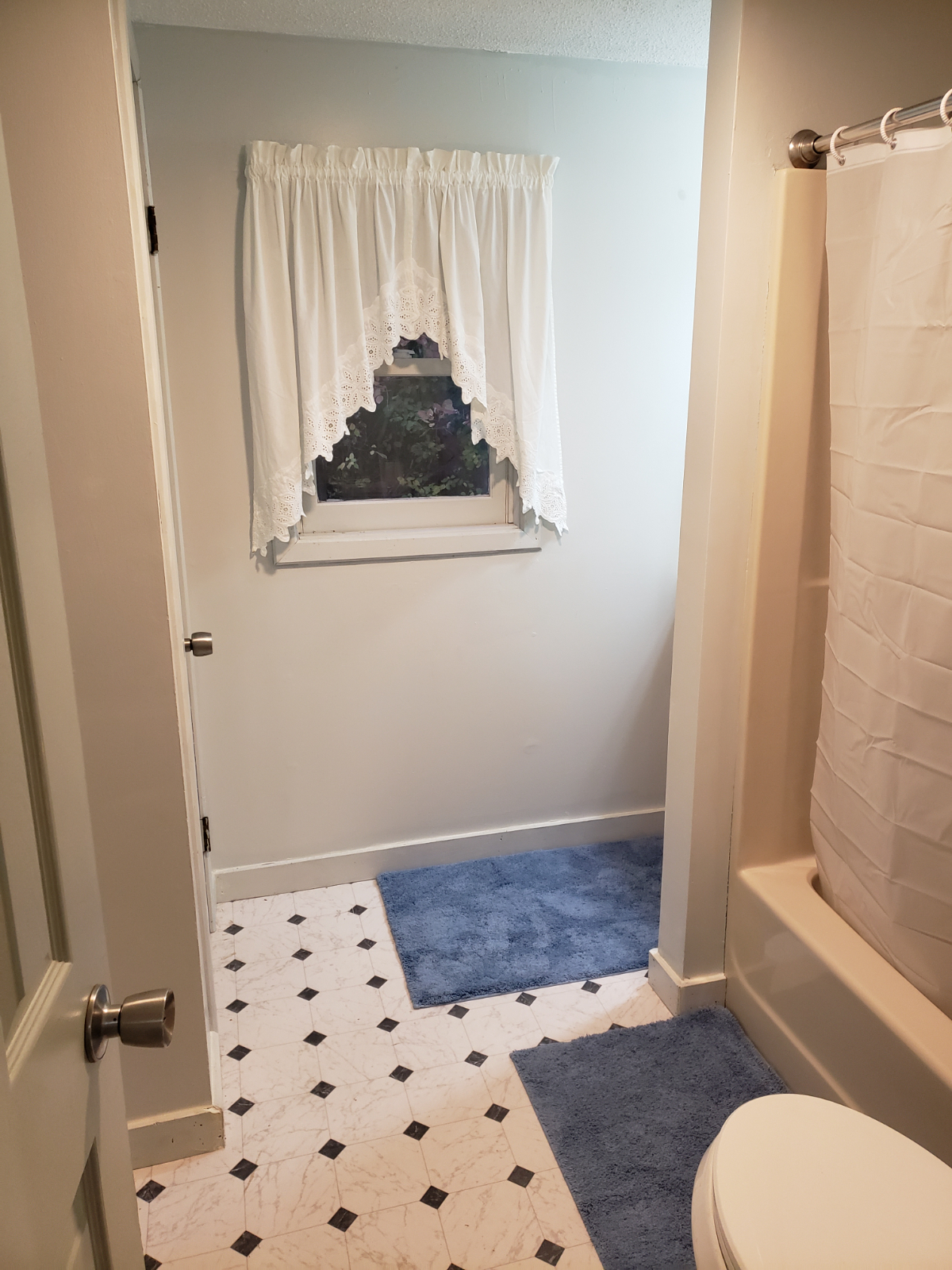 The Hayloft Hideaway - Photo 8
