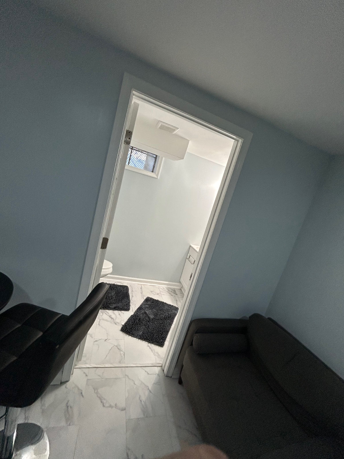 Nice Affordable Quaint Unit/Newly Renovated - Photo 7
