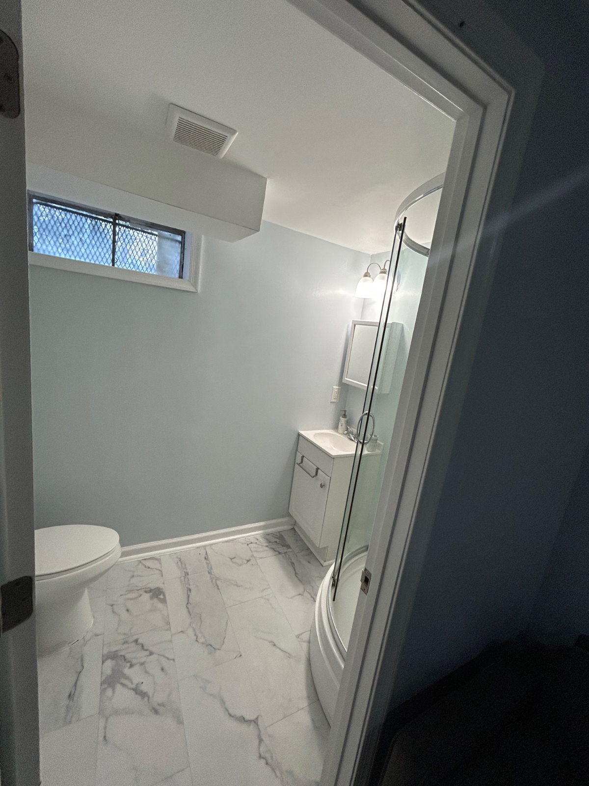 Nice Affordable Quaint Unit/Newly Renovated - Photo 8