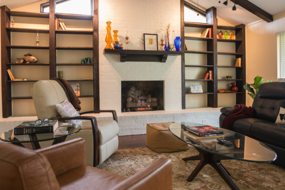 Cozy and Clean - Photo 12