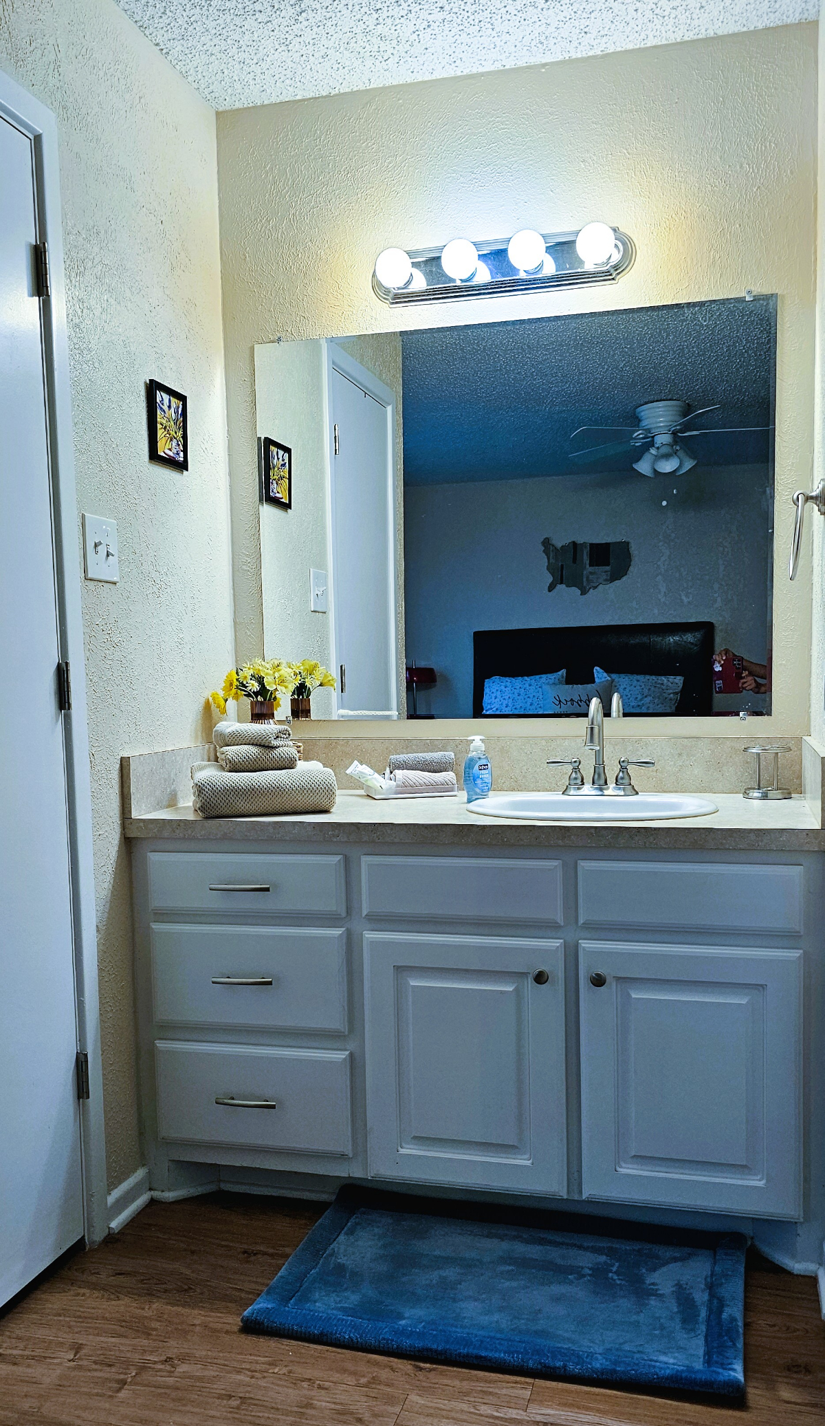 .Modern 3B/2B near S Loop. - Photo 11