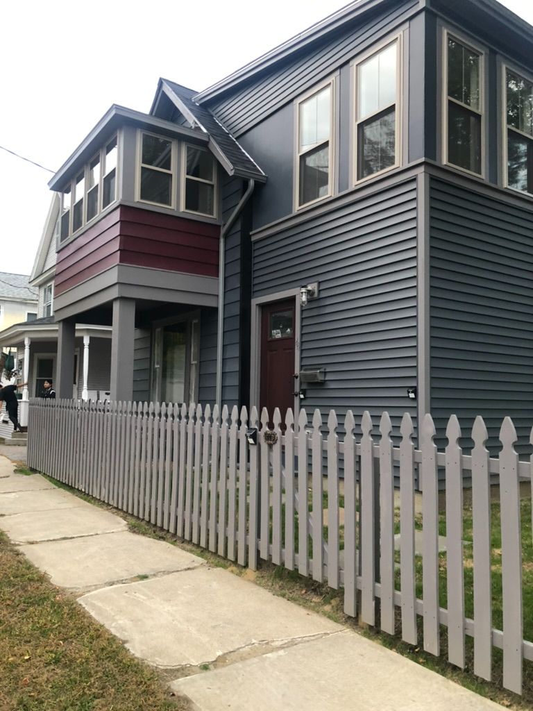 Renovated Three bedroom, One Bath, Parking in... - Photo 3