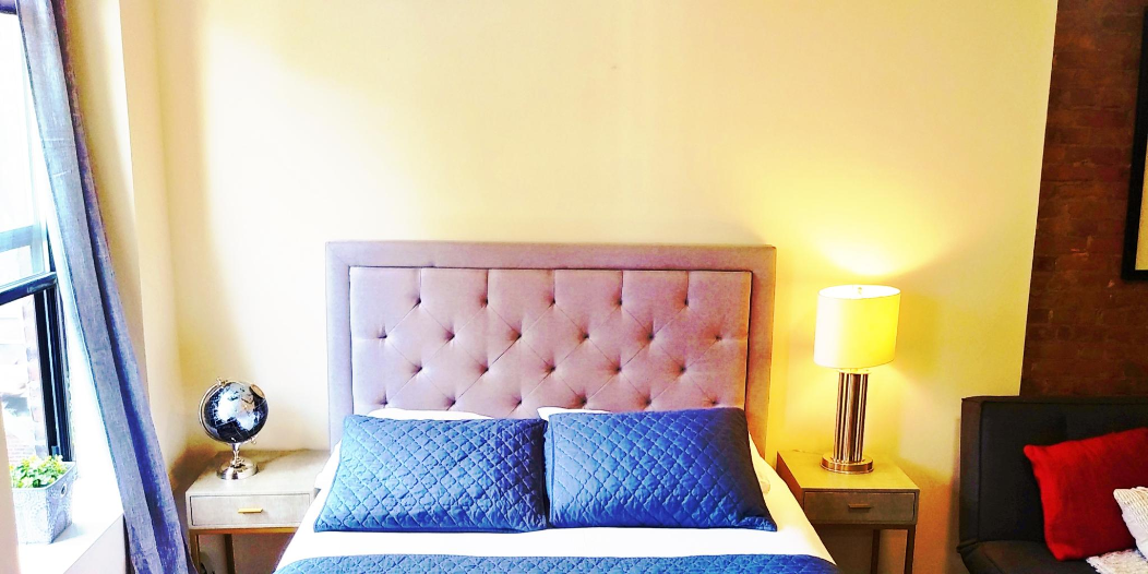 Quiet furnished studio in Heart of East Village - Photo 2