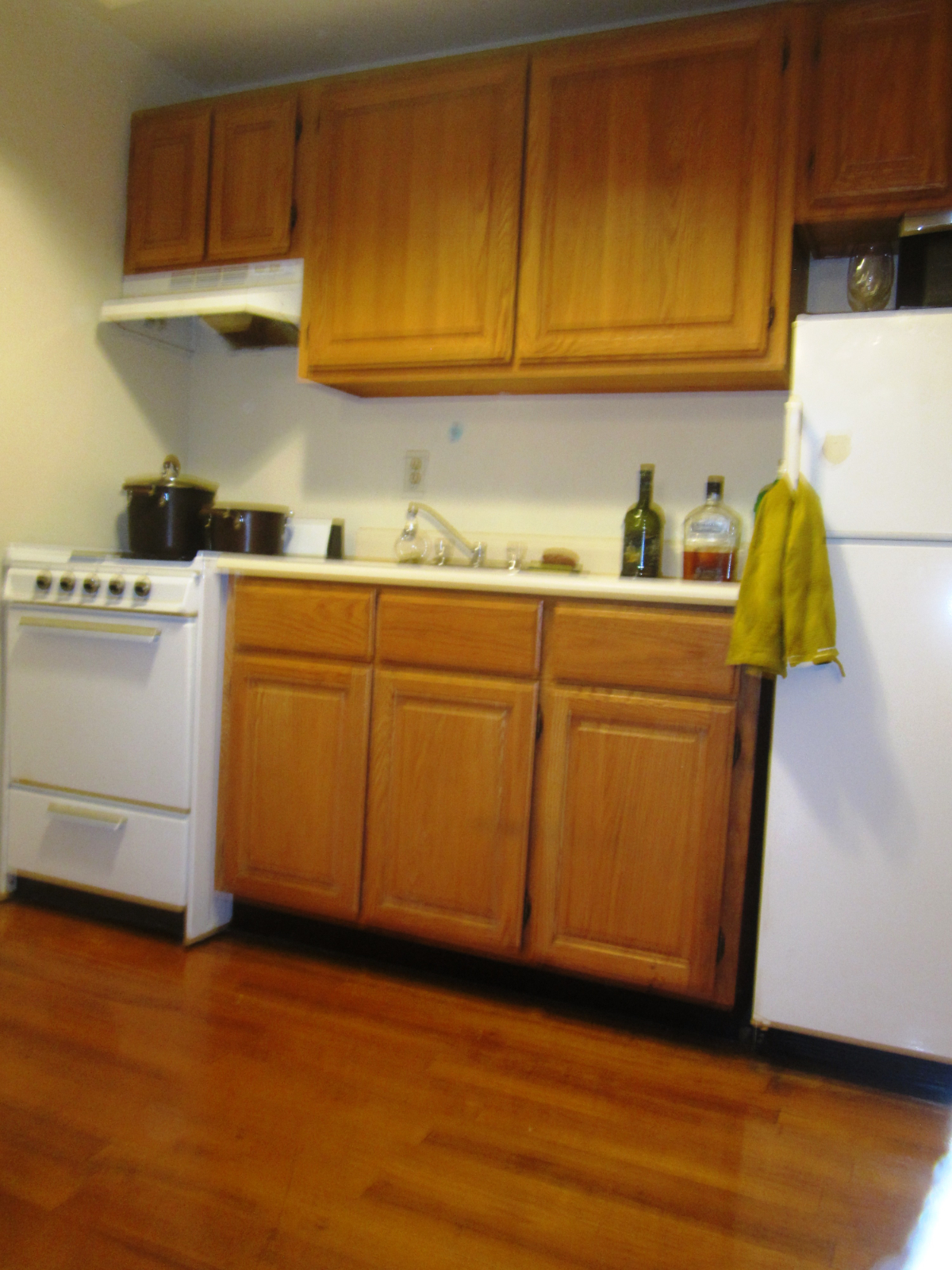Quiet furnished studio in Heart of East Village - Photo 6