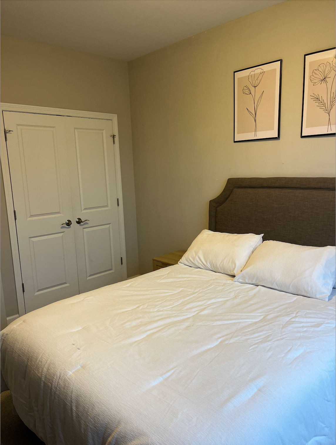 One bedroom, own bathroom, in shared apartment, modern building - Photo 1