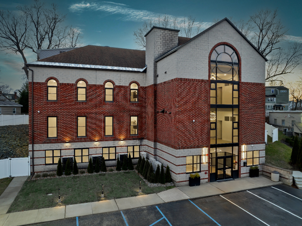 Brand new 2 bdr - Photo 3