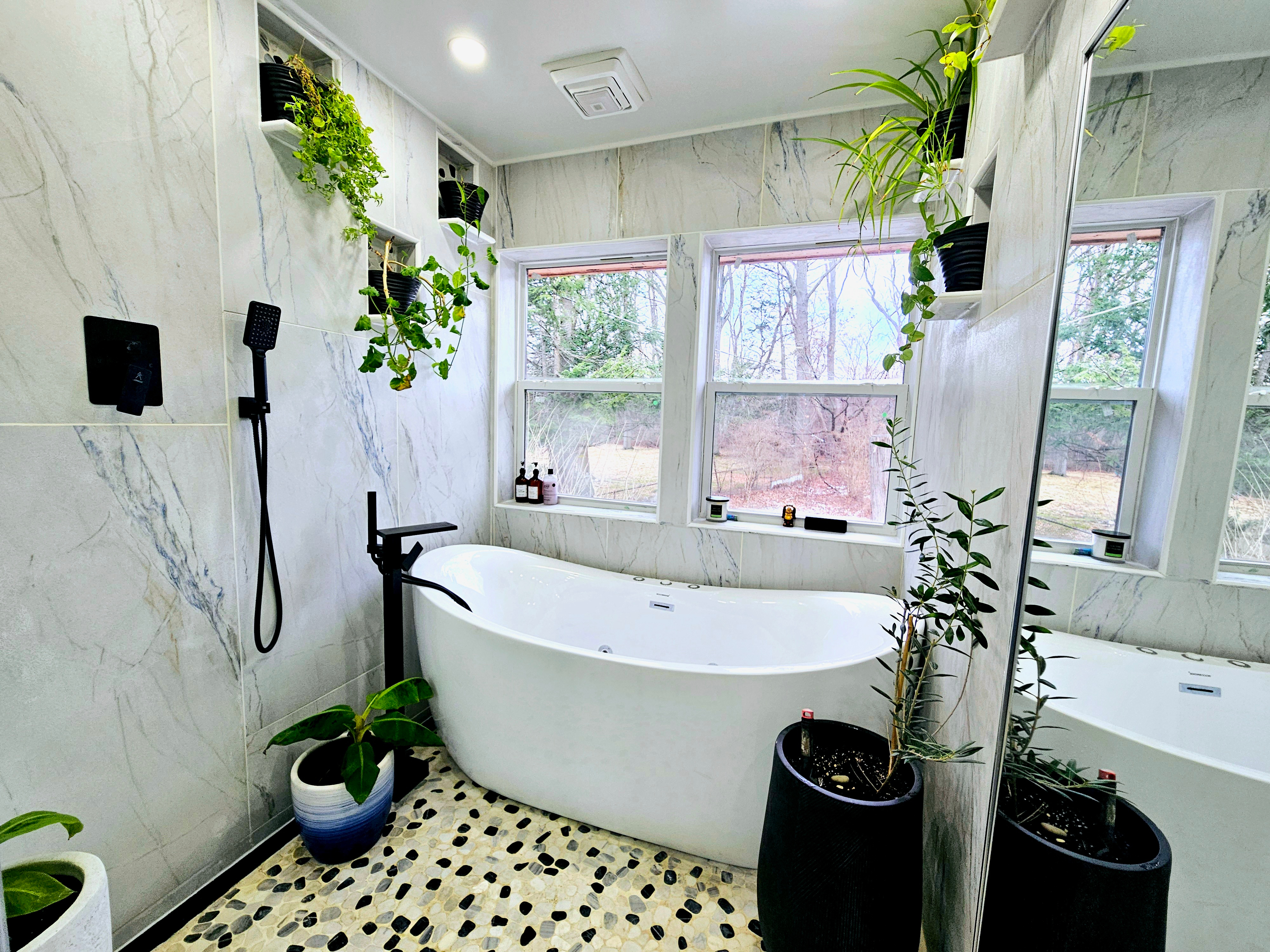 Sunny King bed w private luxurious bath & garden - Photo 6