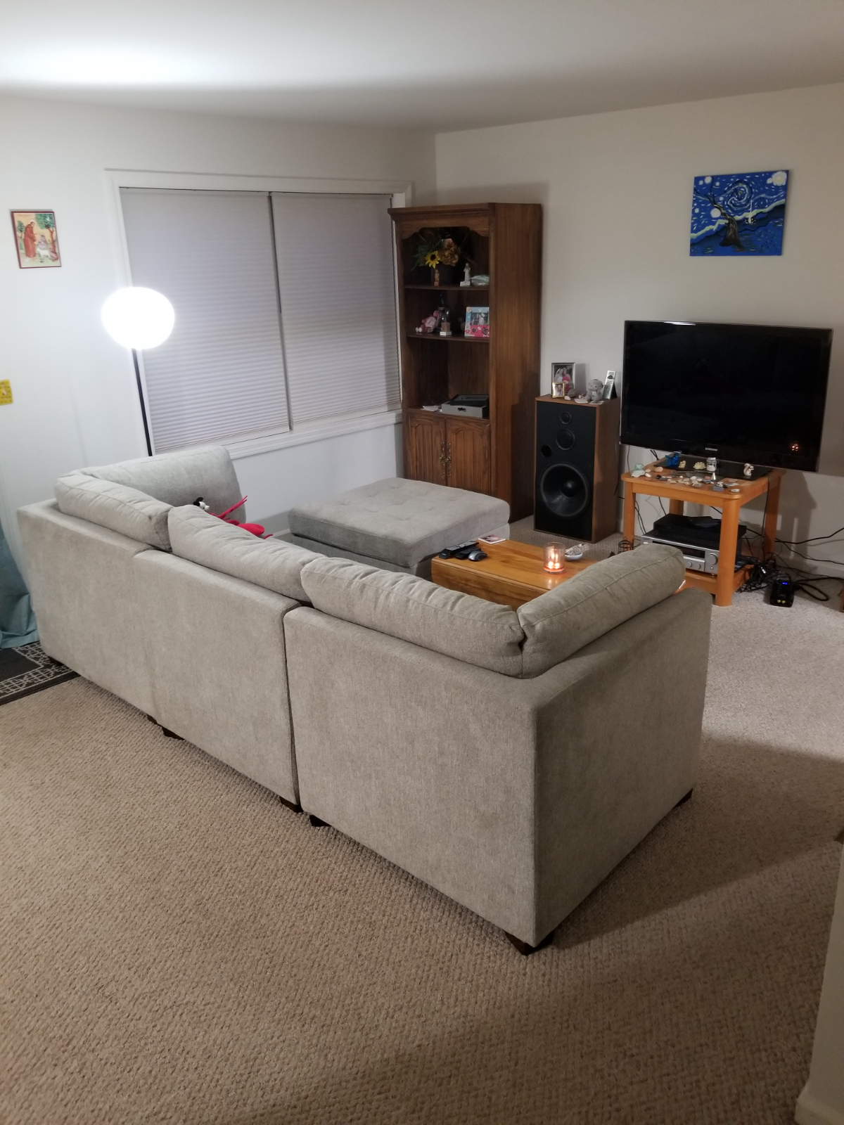 Sunny room for rent, near I89 - Photo 9