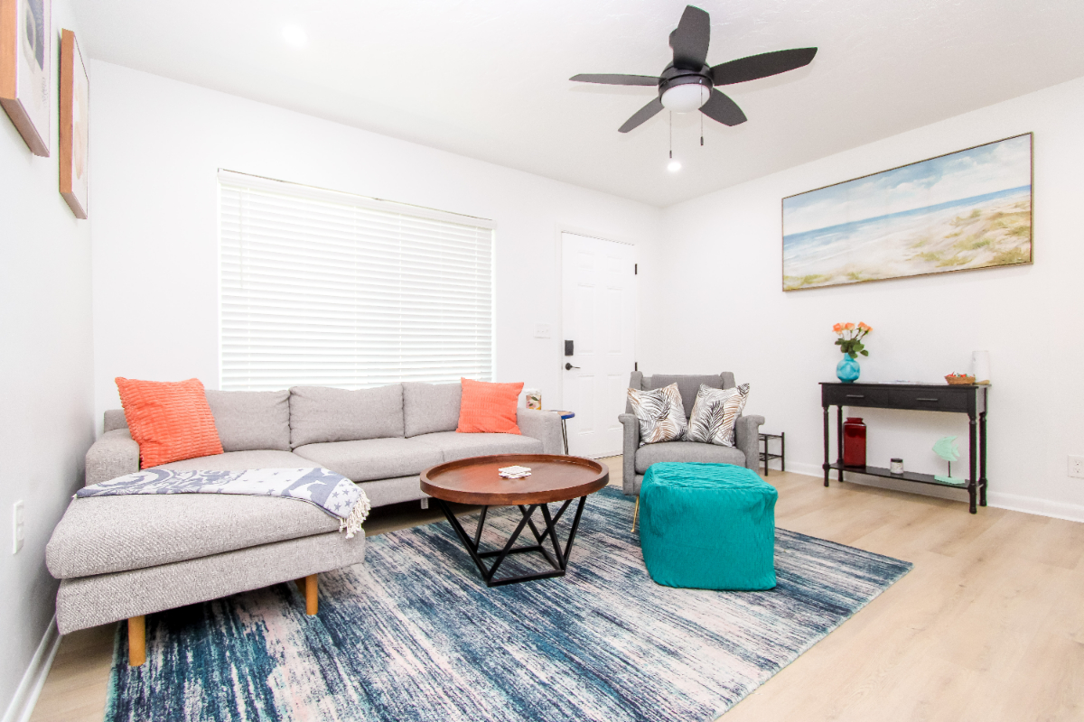 Two King Size Beds Downtown New Port Richey