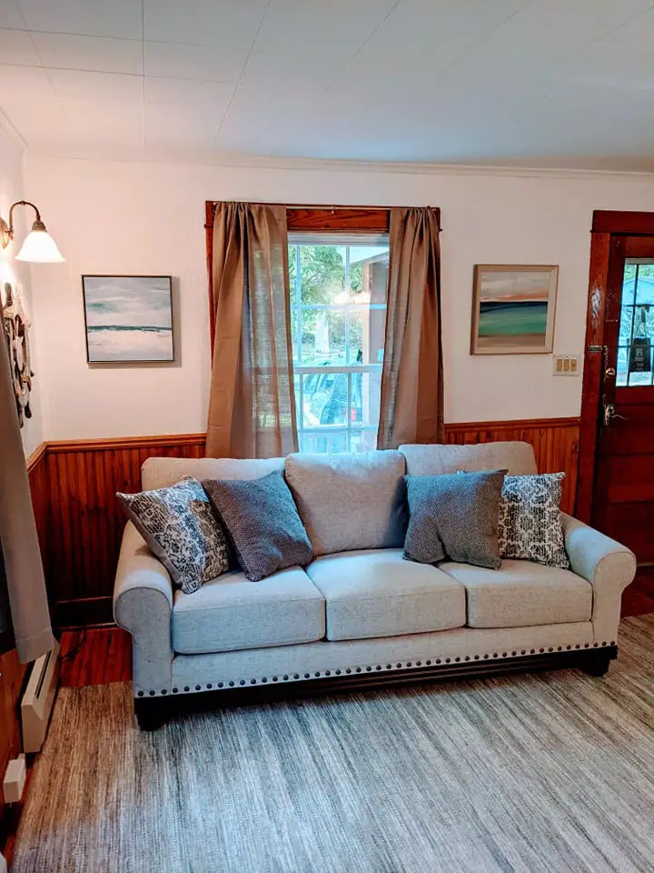 Lake Escape- Cozy 4 bedroom retreat in Lake George - Photo 9