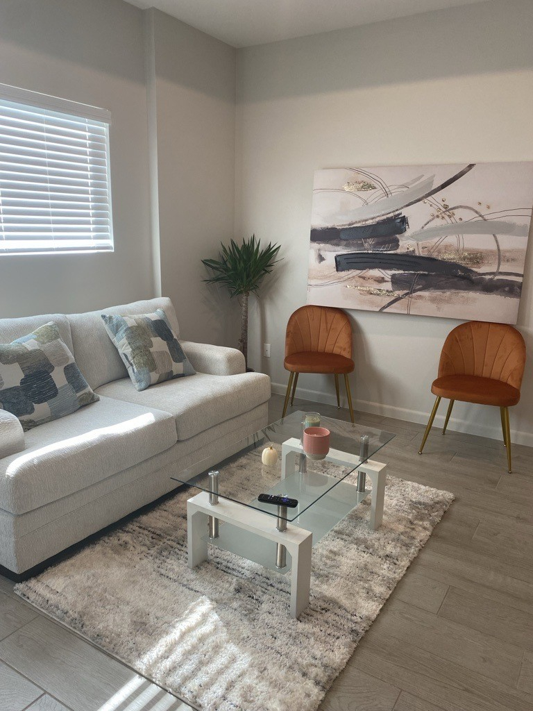 Gorgeous New Apartment - Photo 1