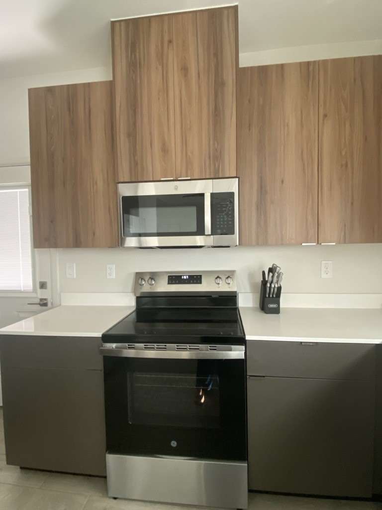 Gorgeous New Apartment - Photo 2