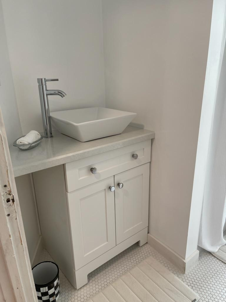 Beautiful 1 bedroom apartment in village of Spencerport - Photo 12