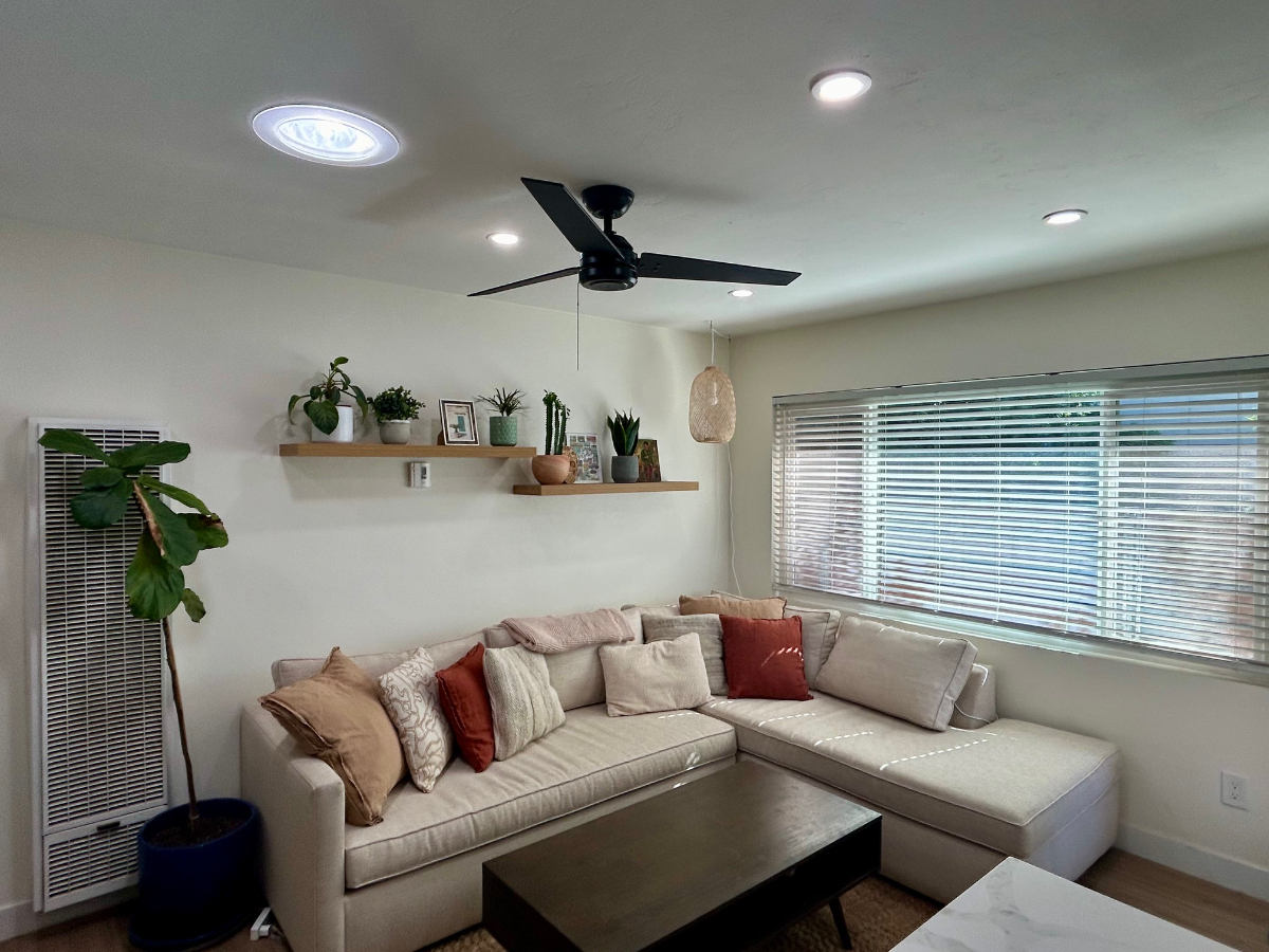 Modern Duplex in North Park 2/1 w/Private Front and Backyard and Offstreet Parking - Photo 4