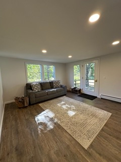 Convenient Home near Downtown Morrisville - Photo 10
