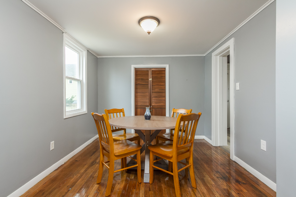 COZY SINGLE FAMILY HOME GENEVA, NY (college, hospital, lake, music, casino, skiing, wineries) - Photo 7