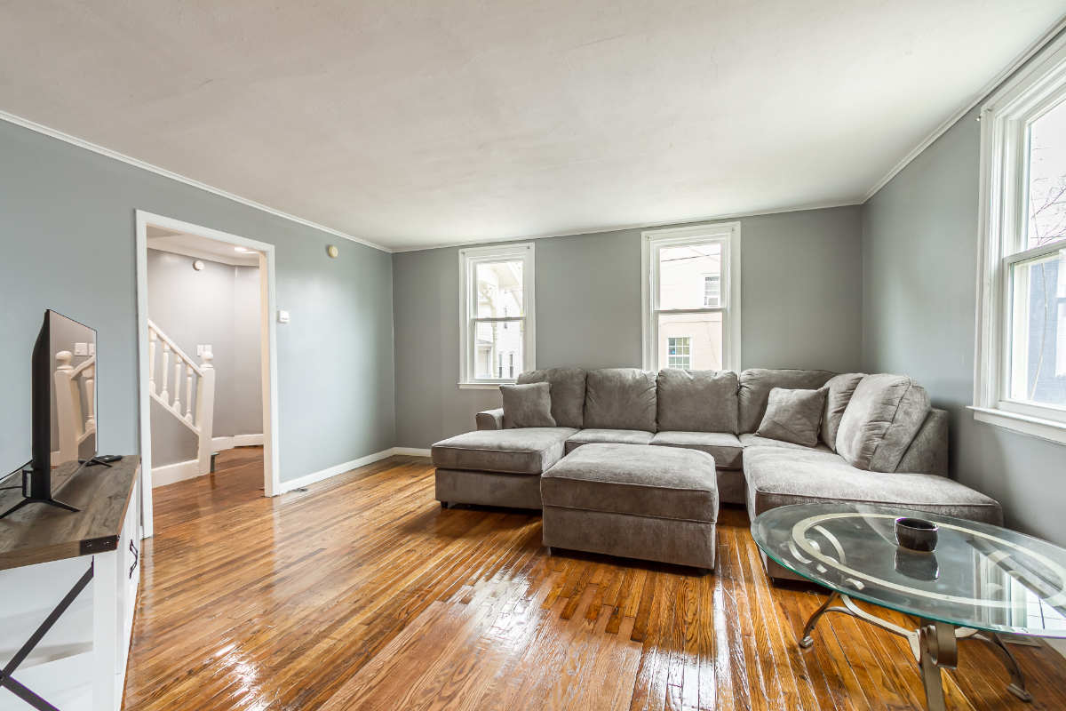 COZY SINGLE FAMILY HOME GENEVA, NY (college, hospital, lake, music, casino, skiing, wineries) - Photo 8