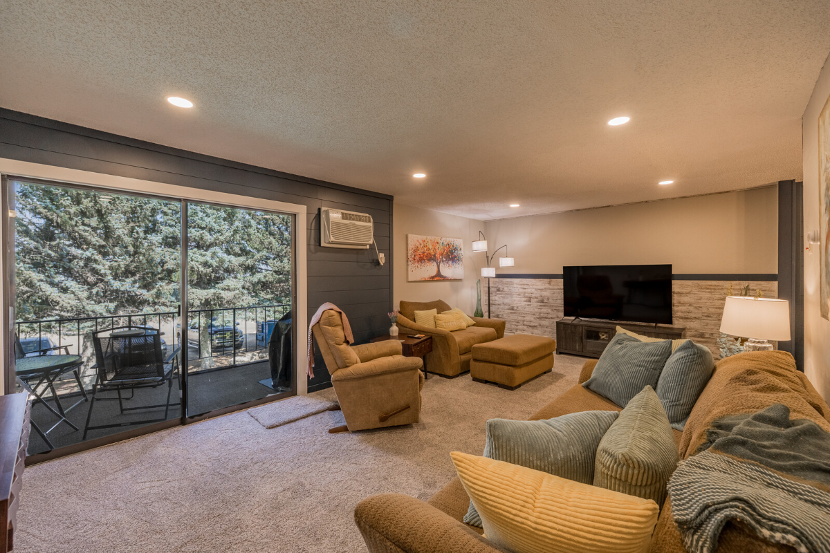 Updated Beautiful Large Condo - Photo 2